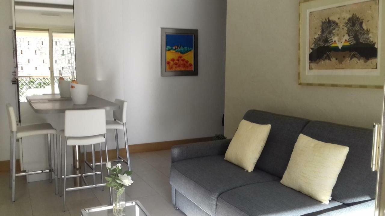Appartement Proche Mer Et Gare 칸느 외부 사진